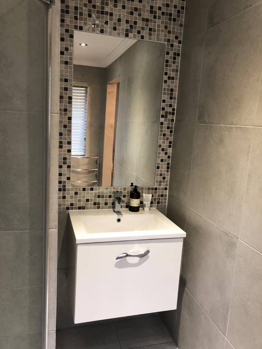 To Let 3 Bedroom Property for Rent in Muizenberg Western Cape